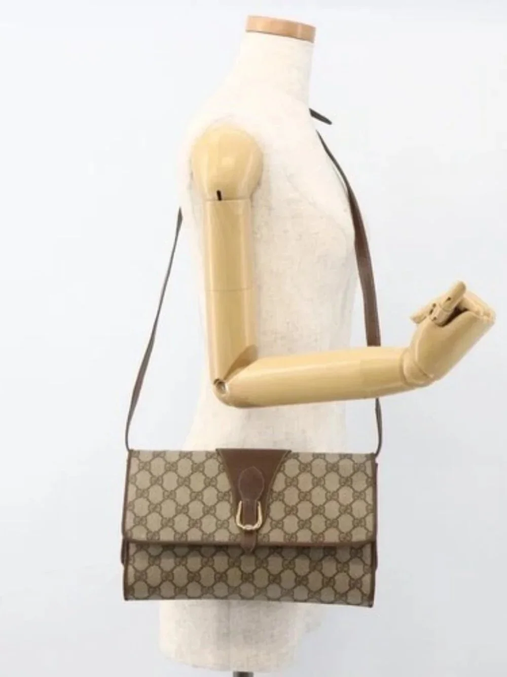 GUCCI GG Supreme Shoulder Bag PVC Beige Gold Auth ka3509